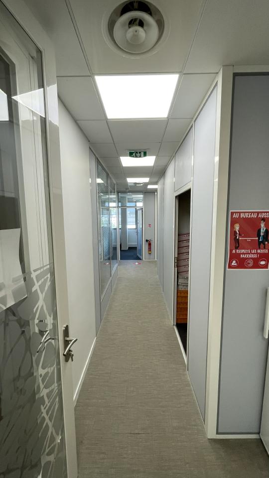 Bureau Tours 293m² Location bureau Tours Indre-et-Loire OLBUR2310244 3